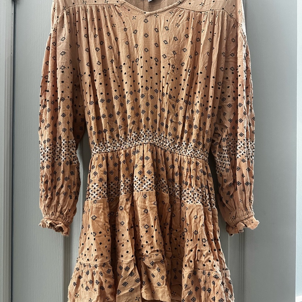 O'Neill Women's Midi Dress in 🍑 peach and Black